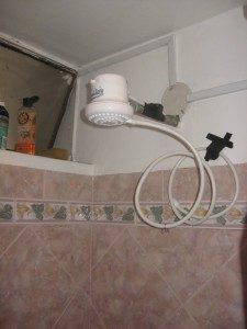 shower-head-latin-america-225x300