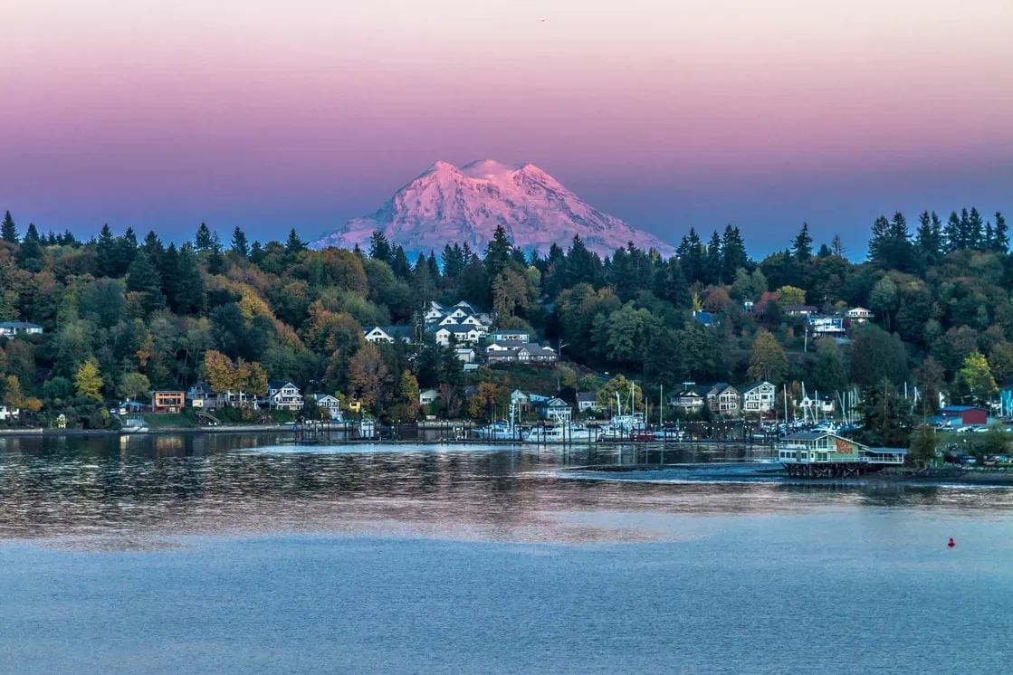 a wide angle view of olympia wa